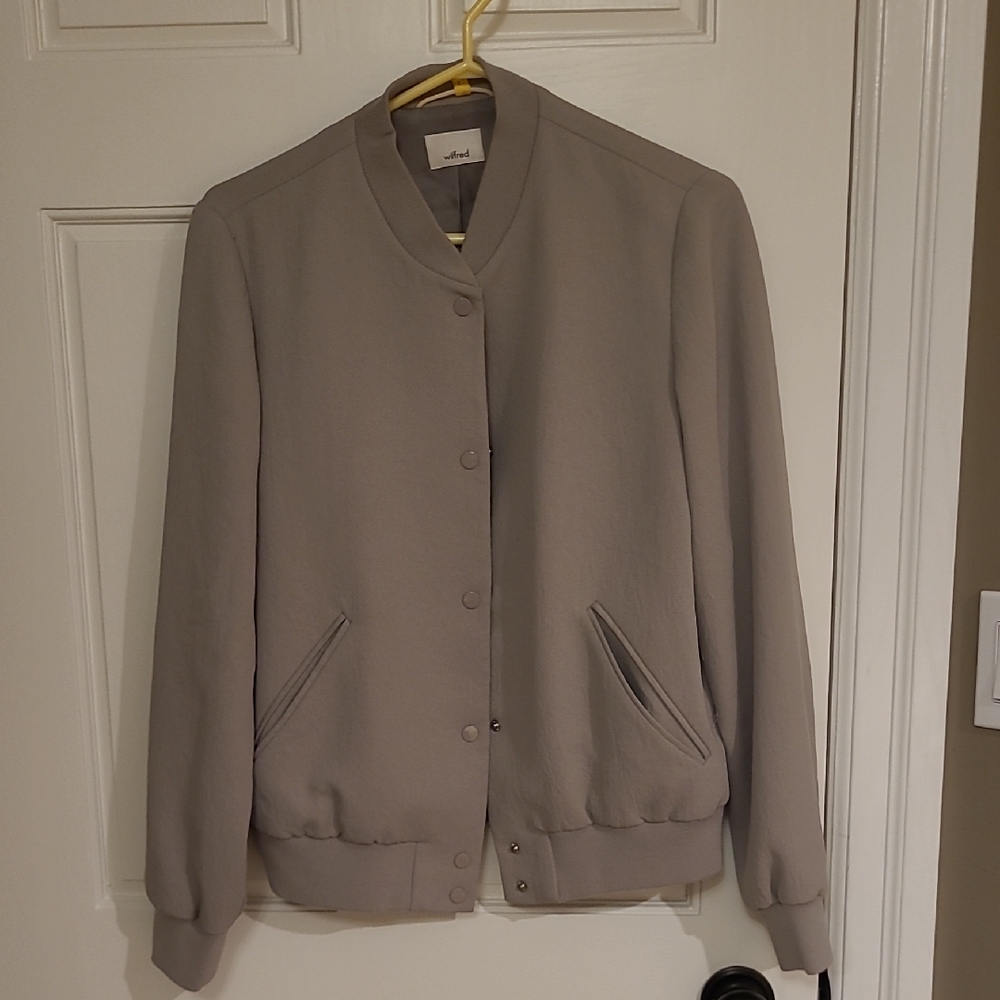 Aritzia Wilfred Taupe Bomber Jacket for Women, Sz L